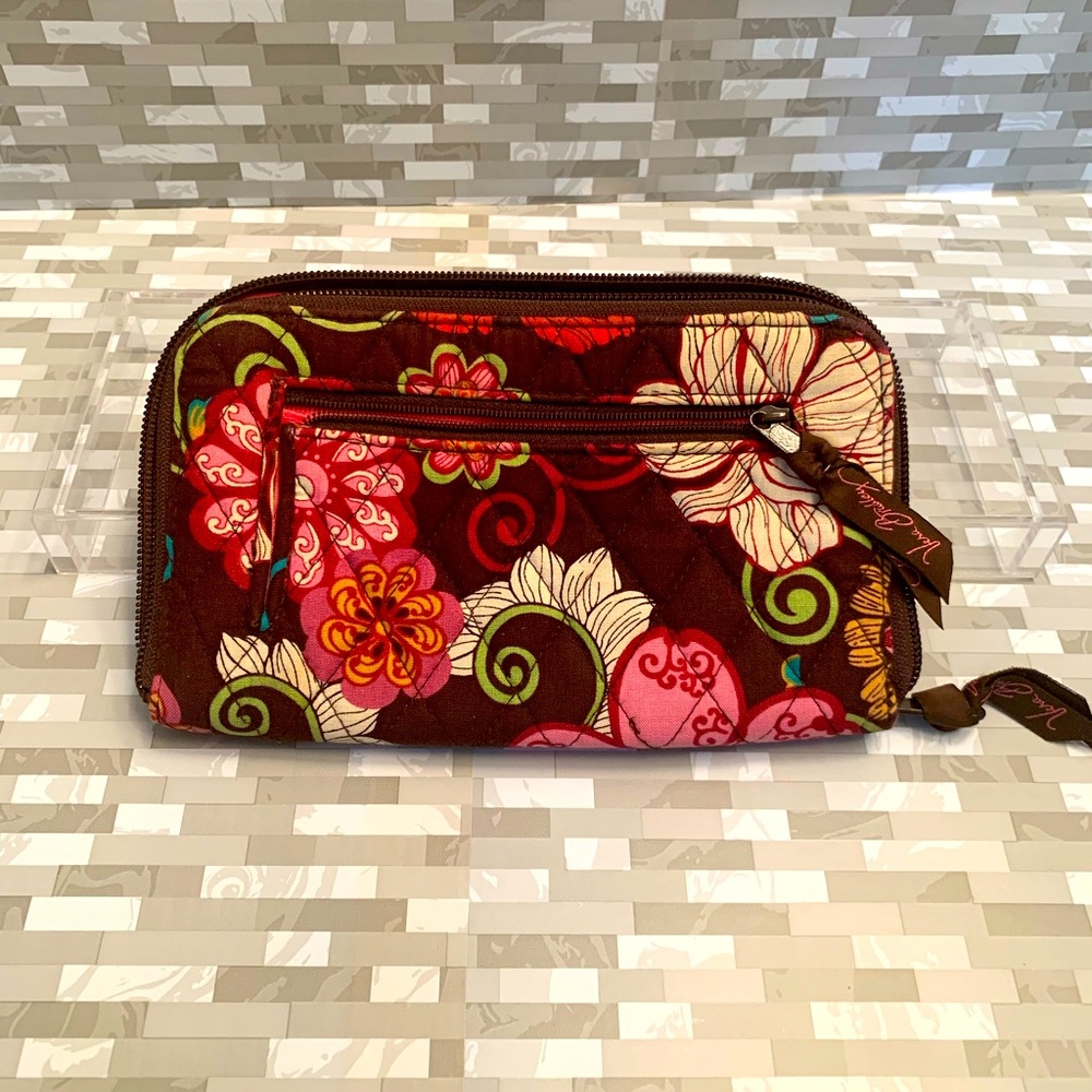 Vera Bradley Wristlet in Mod Floral Pink (retired Fall 2007)